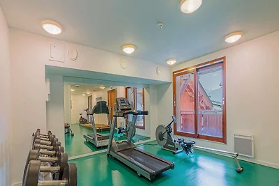Moderno studio con lavastoviglie nel centro d...