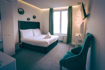 Deluxe Double Con Terrace Garden View
