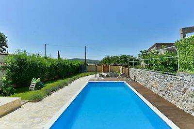 Villa in pietra Anita con piscina