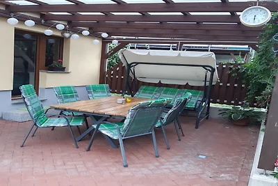 Geweldig vakantiehuis met terras bij Saksen
