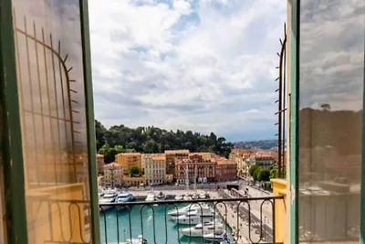 Wohnung in Nizza mit Meerblick