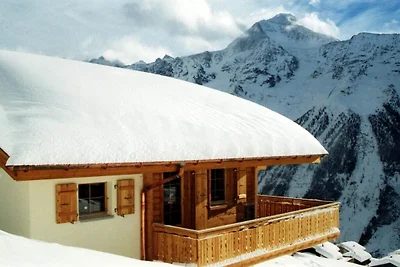Hütte in Wiler mit Sauna und Wifi