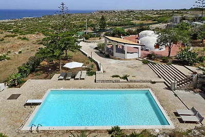 Casa vacanze con piscina privata al Plemmirio