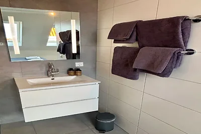 Die Lodge befindet sich am Kirchplatz.