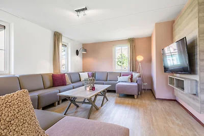 Villa di lusso con bagno e sauna, vicino alla...