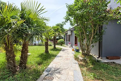 Villa in Valtura mit Schwimmbecken