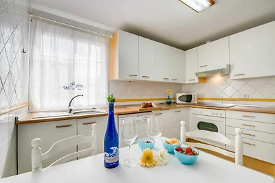 Charmantes Ferienhaus mit Terrasse
