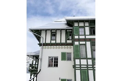 Appartement in Zweisimmen met zwembad