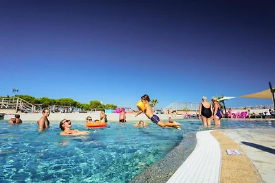 Casa mobile a Sérignan con grande piscina
