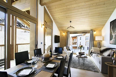 PHOB43 Luminoso appartamento ai piedi delle p...