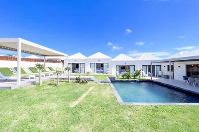 Villa in Saint-François mit privatem Pool