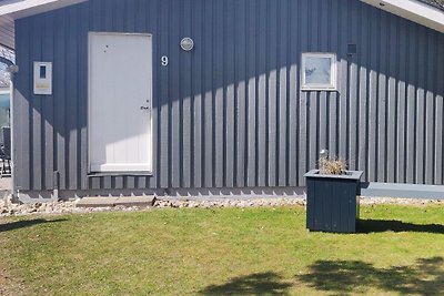 Hübsches Cottage mit Swimmingpool in Farsø
