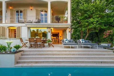 Moderne villa op het Toscaanse platteland