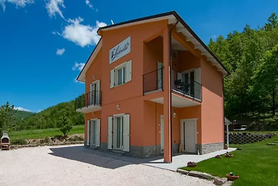 Ferienhaus in Borgo Pace mit Pool