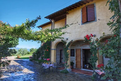 Moderna casa vacanze a Loro Ciuffenna con...