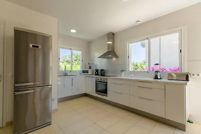 Modern villa in Barcares with pool