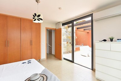 Comfortable villa with private pool and...