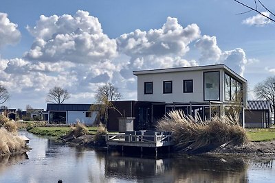Modernes Ferienhaus am Wasser, Alkmaar bei...