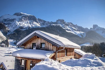 Chalet in Dachstein West met gedeeld zwembad