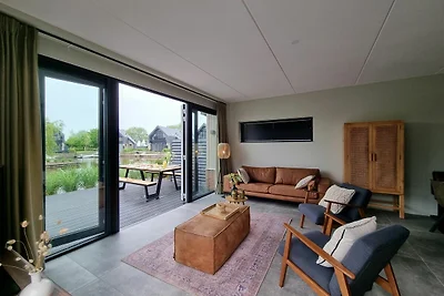 Villa mit privater Terrasse
