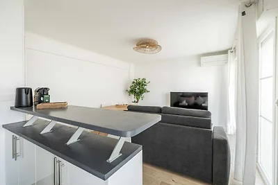 Urocze mieszkanie 1BR/4P - Antibes