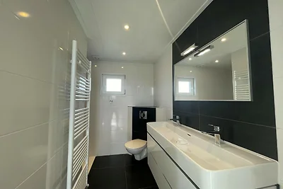 6-Guest Stylish Chalet in De Rijp