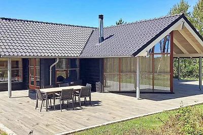 Luxurioses Kustenrefugium mit Spa-By Traum