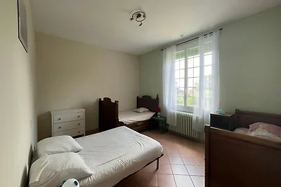 Villa in St Denis mit Pool und Pyrenäenblick