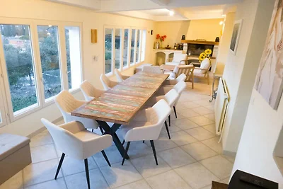 Villa Christine mit Pool und Aussicht