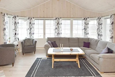 6 Personen Ferienhaus in Laukvik-By Traum