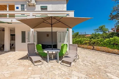 Three Bedroom Holiday Home