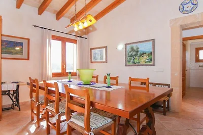 Finca in Llubi mit Schwimmbecken