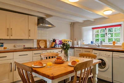 Rural Cottage Near Beaches and Coast, No...
