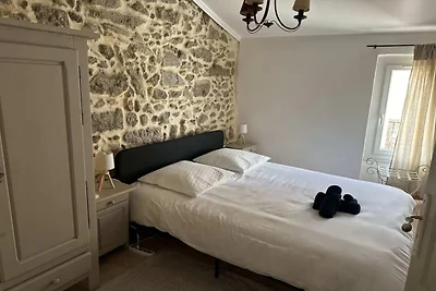 Dorfhaus in der Nähe des Canal du Midi
