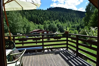 Gemütliches Chalet mit Fluss