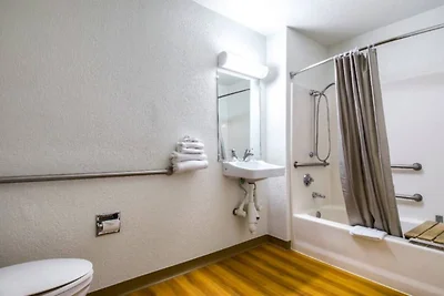 1 Doppelbett | Barrierefrei/Badewanne