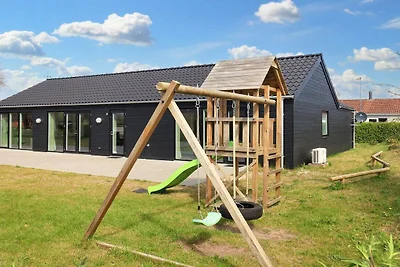 14 persone case ad Hadsund