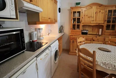 Apartment in Arêches mit Bergblick