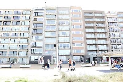 Wohnung in Nieuwpoort mit Meerblick