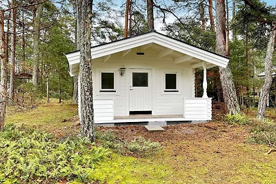 8 Personen Ferienhaus in YNGSJÖ, SVERIGE-By...