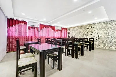 Super Hotel O Technopark, ehemals Le Frank