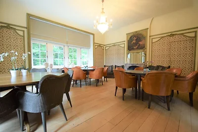 Villa mit Whirlpool und Infrarotsauna