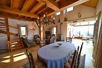 Vakantiehuis in Noiseux met BBQ-terras