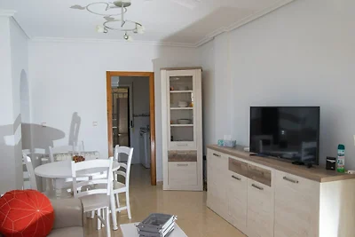 Haus in Torrevieja nahe Strand & Pool