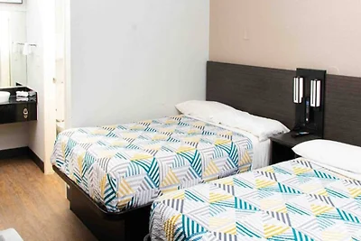 2 tweepersoonsbedden | Motel 6 Lantana