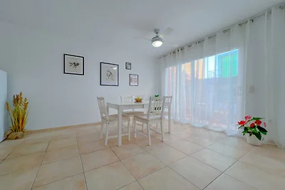 Appartement in Blanes met Uitzicht op Zee