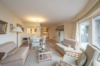 Wohnung in einer Villa mit Terrasse