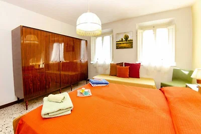 Cottage mit Swimmingpool in Pescaglia