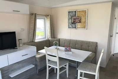 Ferienhaus in Mol mit Terrasse und Wifi