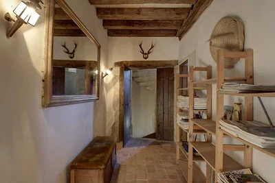 Ferienhaus mit großem Garten in Moussy